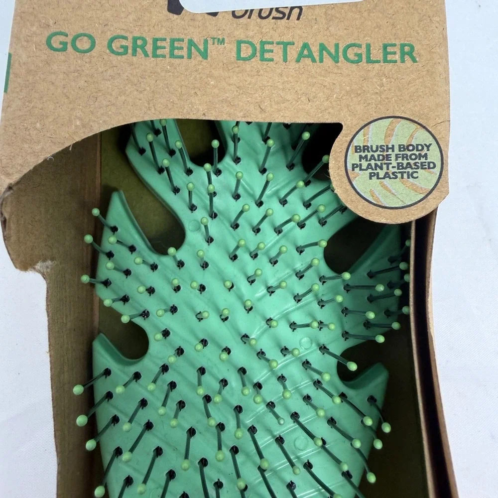 Wet Brush Go Green Detangler Monstera Leaf Plant-Based Hair Brush Green